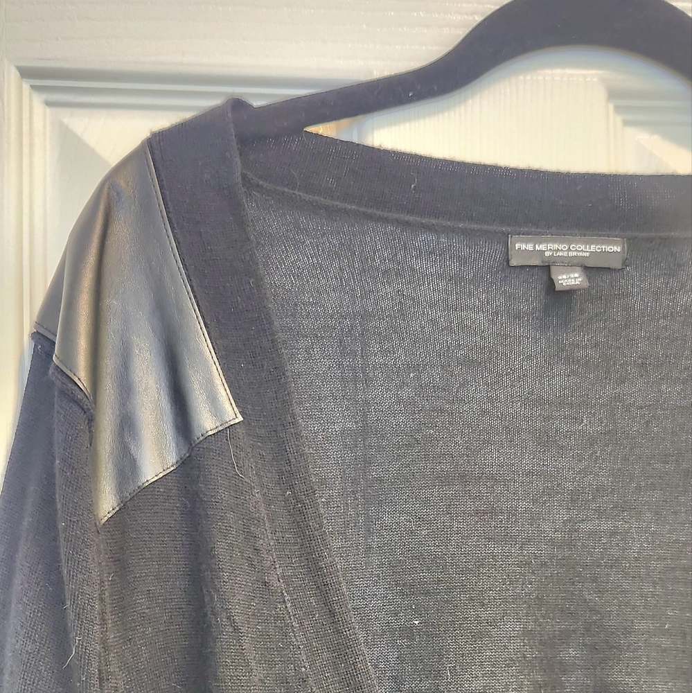 Cardigan - Picture 2 of 3